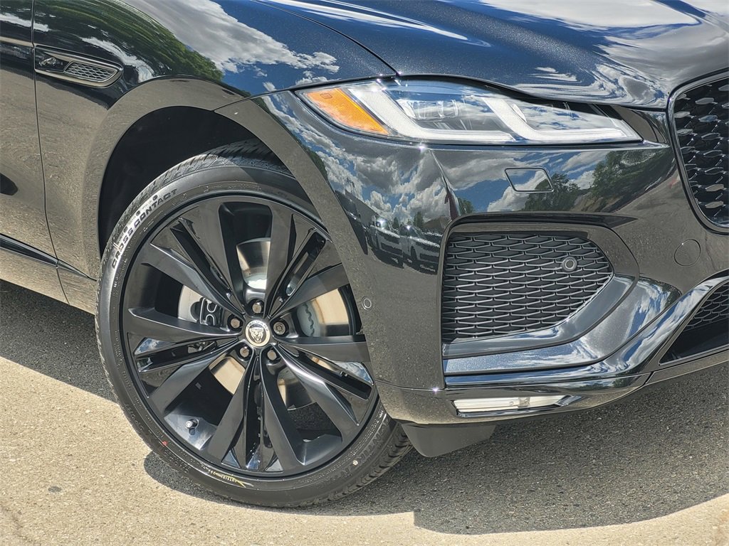 New 2026 Jaguar F-PACE R-Dynamic S image 6