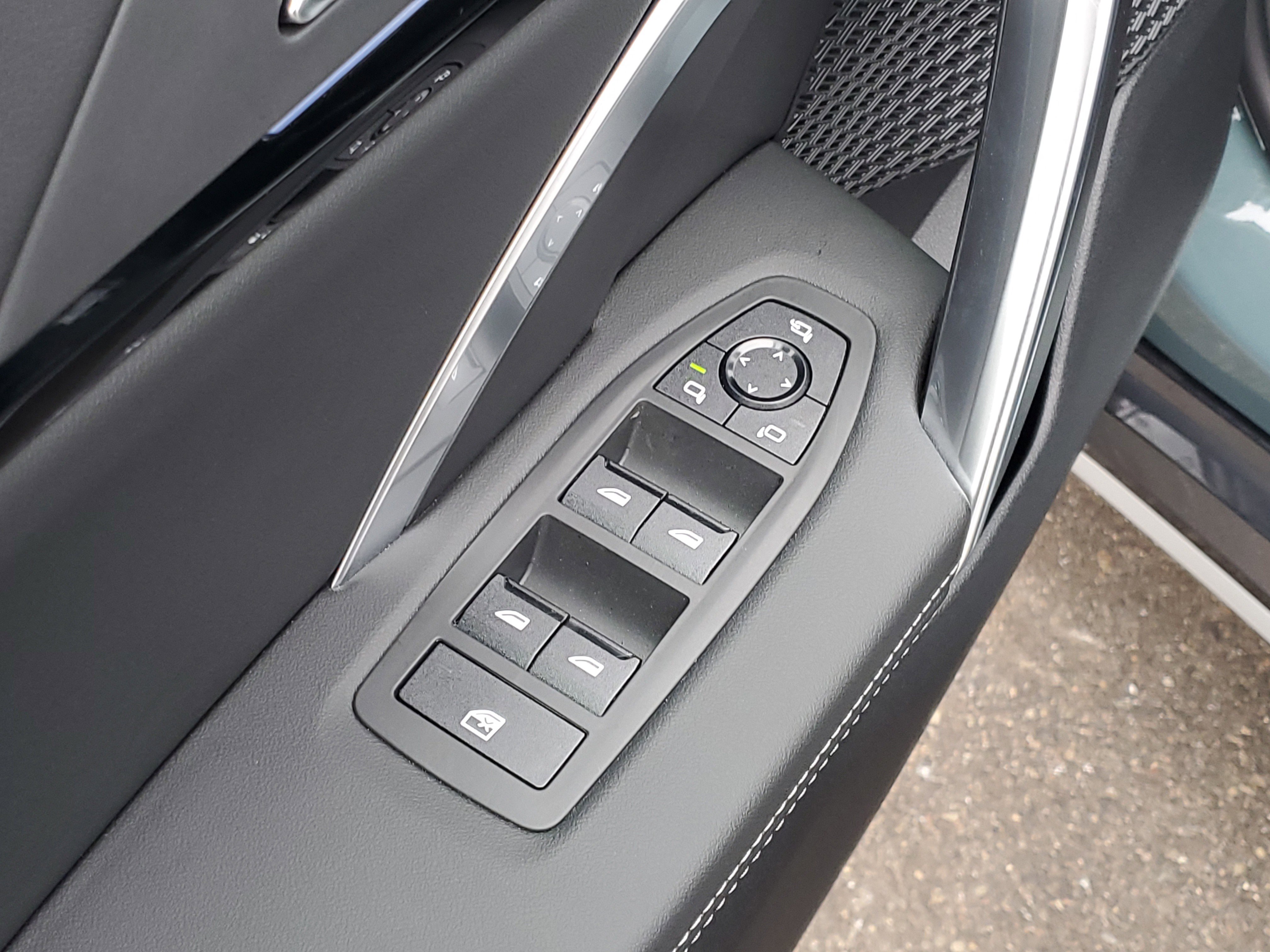 New 2026 BMW X1 xDrive28i image 6