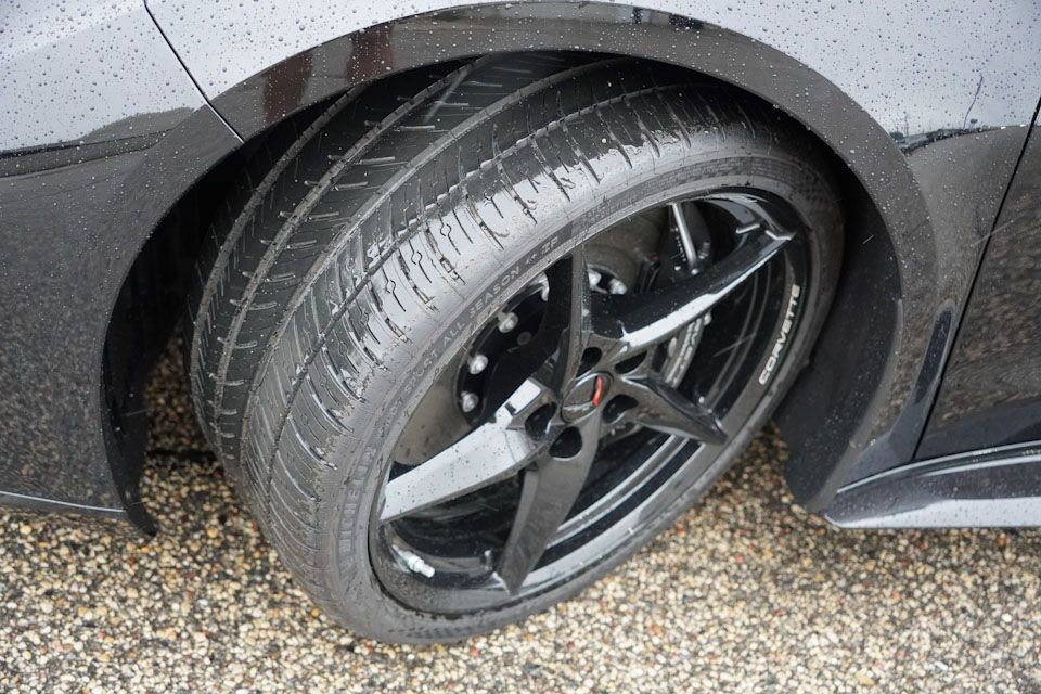 New 2025 Chevrolet Corvette E-Ray w/ LPO, Roadside Safety Package image 14