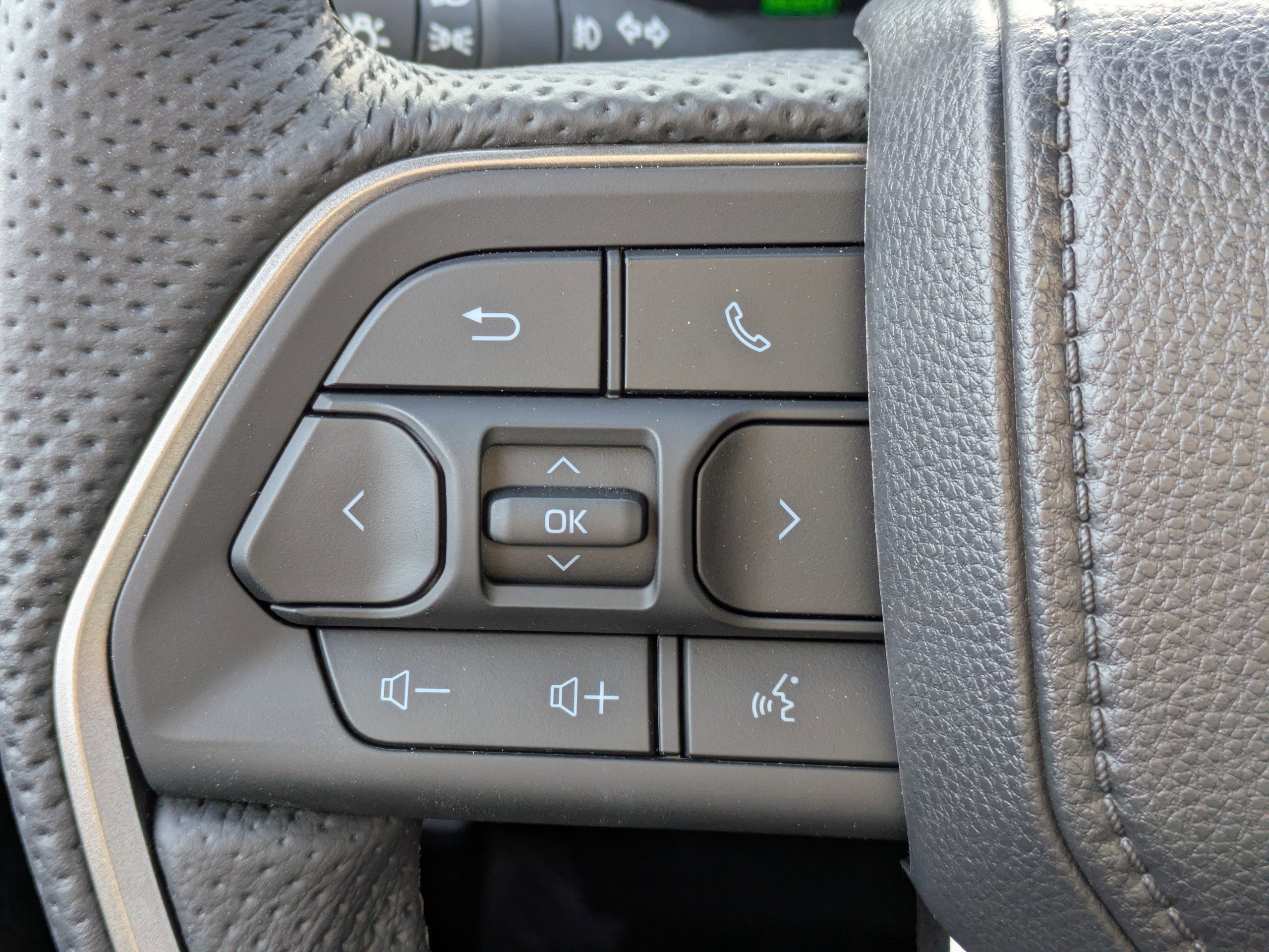 New 2026 Toyota Tacoma TRD Sport AWD/4WD image 25