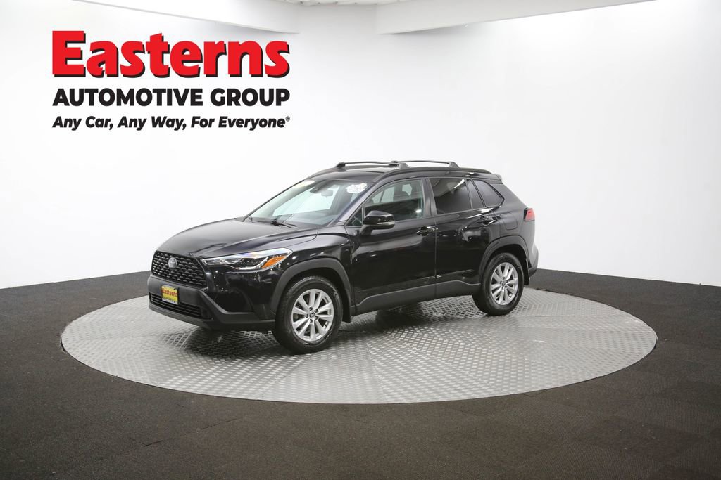 Used 2022 Toyota Corolla Cross LE image 53