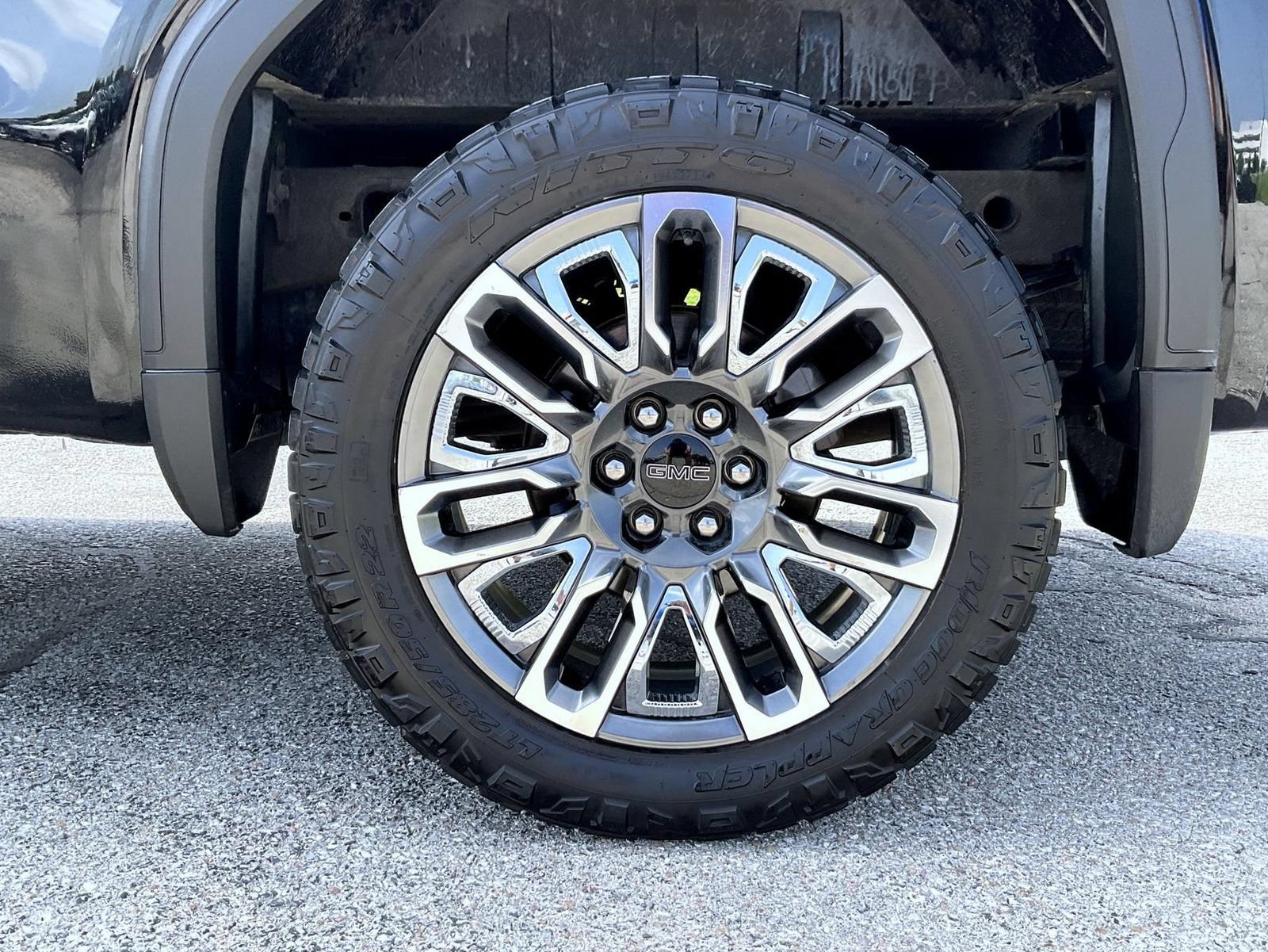 Certified 2024 GMC Sierra 1500 Denali Ultimate AWD/4WD image 25