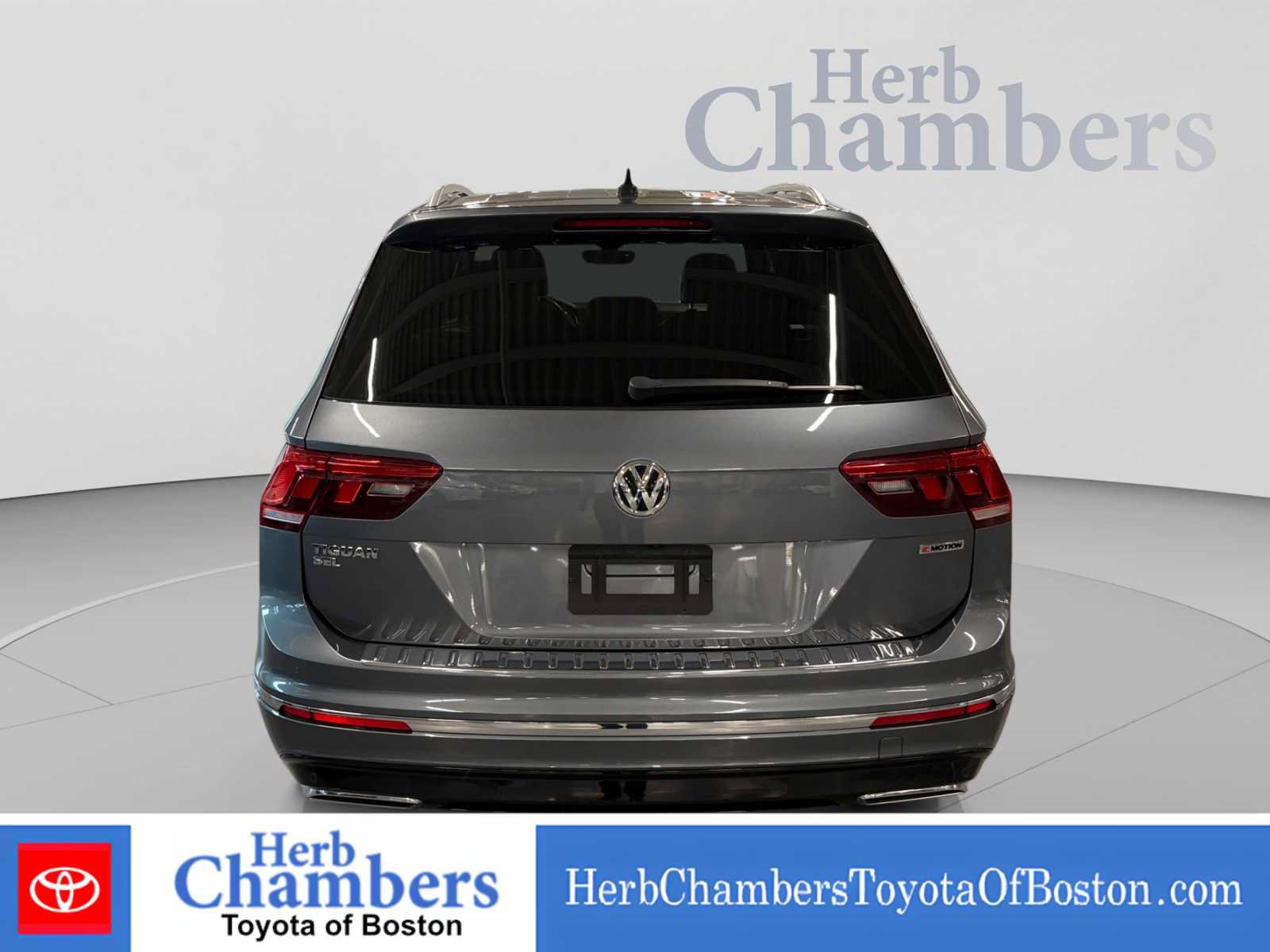 Used 2021 Volkswagen Tiguan SEL Premium R-Line AWD/4WD image 12