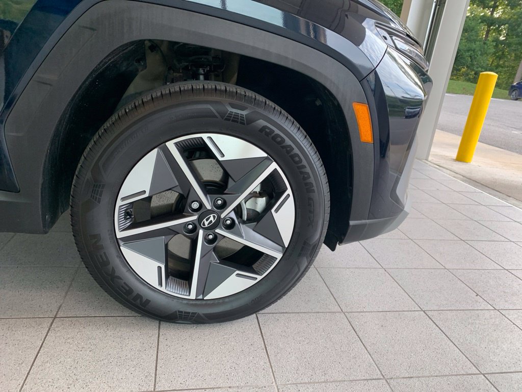 Certified 2025 Hyundai Tucson SEL AWD/4WD image 26