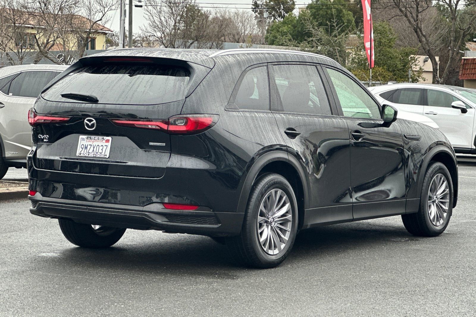 Used 2024 MAZDA CX-90 3.3 Turbo w/ Select Package image 4