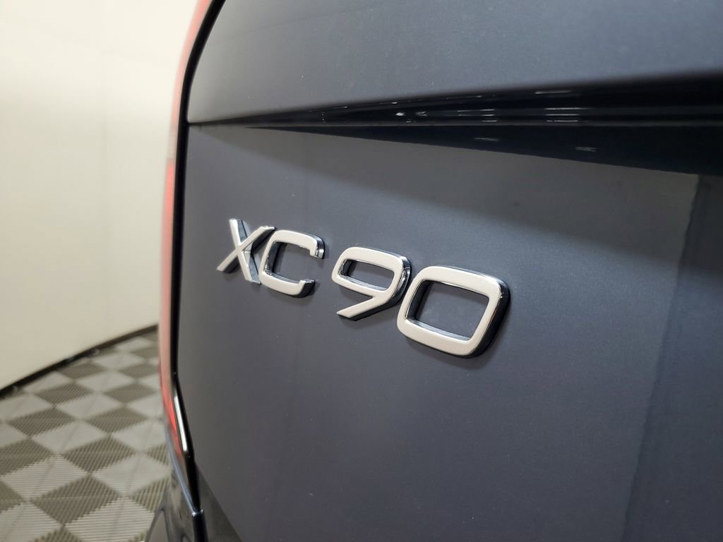 Certified 2026 Volvo XC90 B6 Plus w/ Protection Package Premier image 8