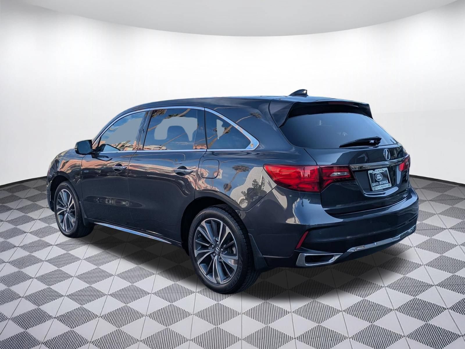 Used 2019 Acura MDX w/ Technology Package FWD image 3