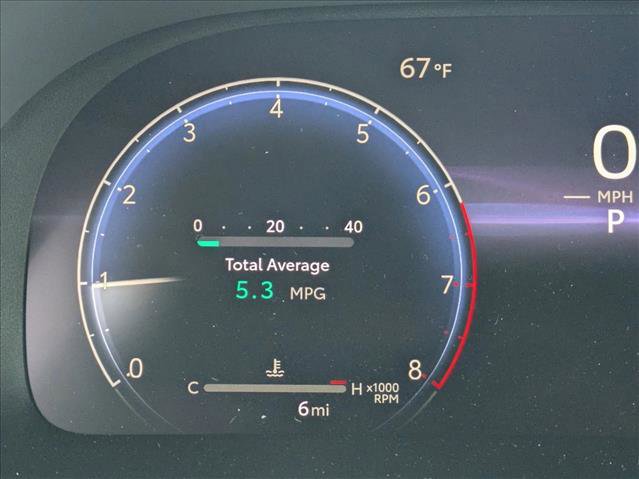 New 2025 Toyota Highlander Limited image 11