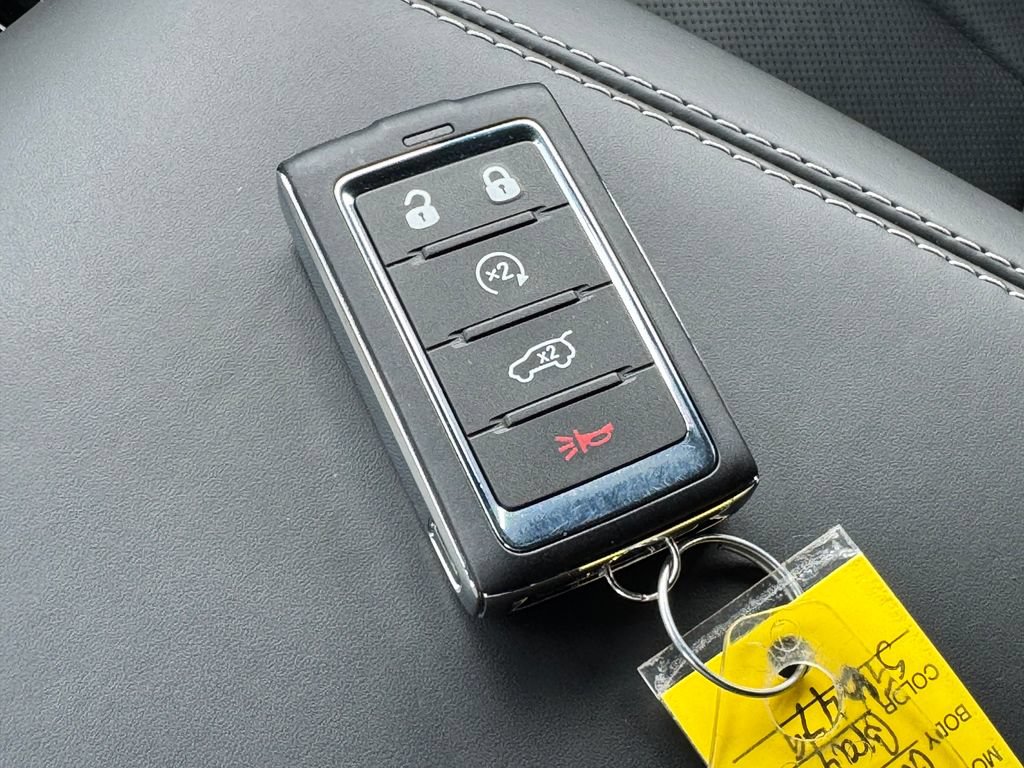 Used 2024 Jeep Grand Cherokee Overland w/ Adv Protech Group III AWD/4WD image 36