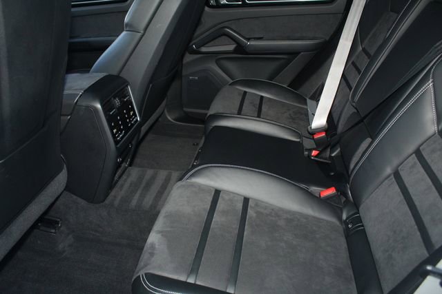 Certified 2023 Porsche Cayenne GTS image 24