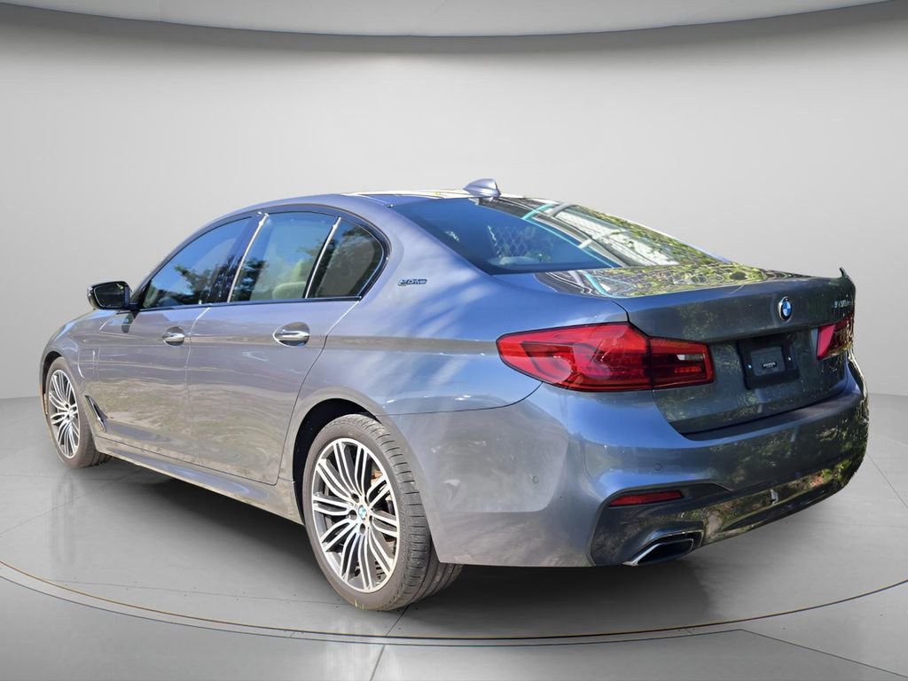Used 2018 BMW 530e RWD image 4