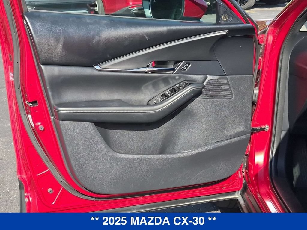 Used 2025 MAZDA CX-30 AWD 2.5 S w/ Preferred Package image 10