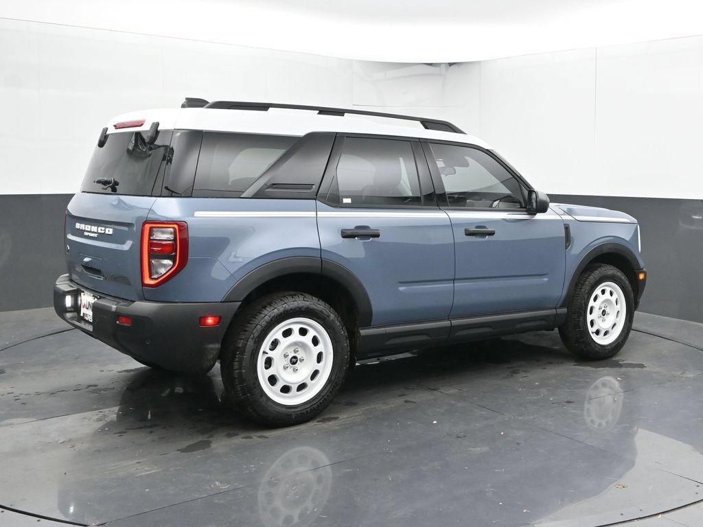 New 2025 Ford Bronco Sport Heritage w/ Convenience Package AWD/4WD image 2