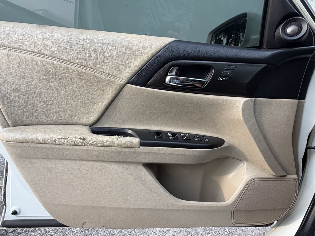Used 2013 Honda Accord EX-L image 20
