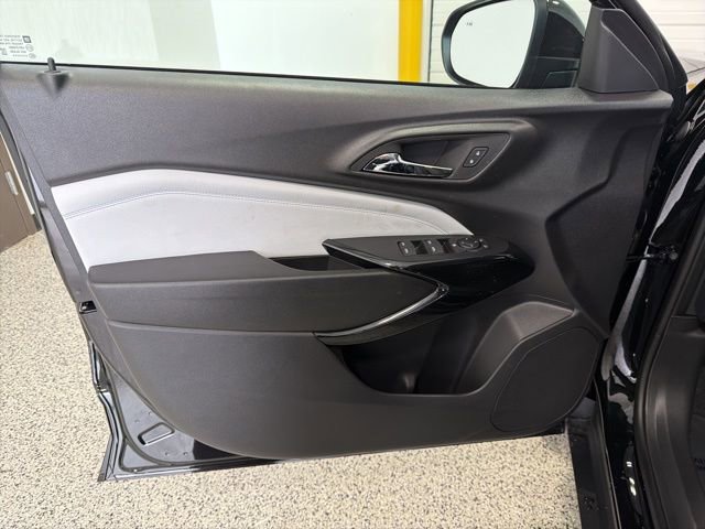 New 2026 Chevrolet Trax LT image 9