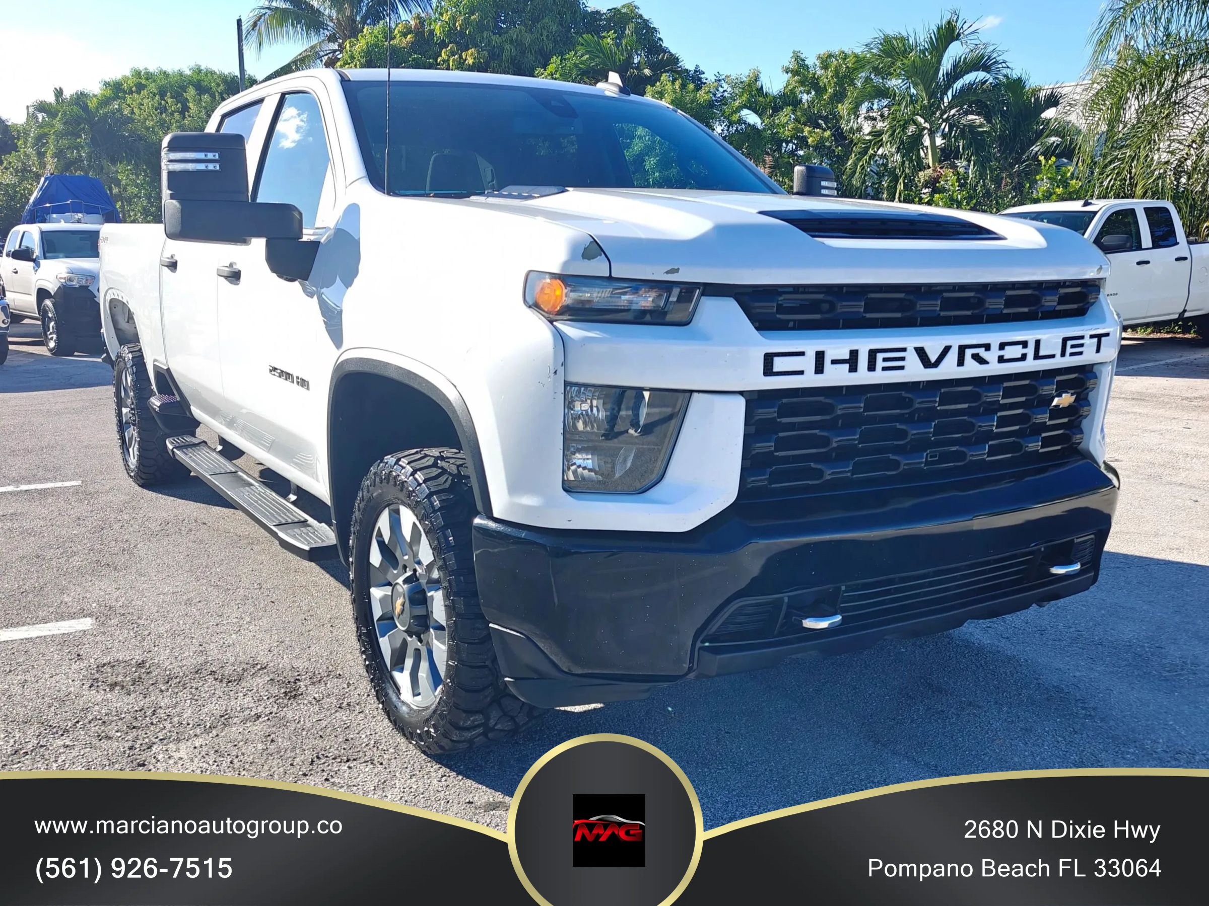 Used 2022 Chevrolet Silverado 2500 Custom w/ Custom Value Package AWD/4WD image 1
