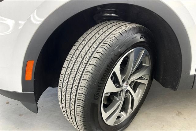 Used 2023 Buick Envision Essence image 33