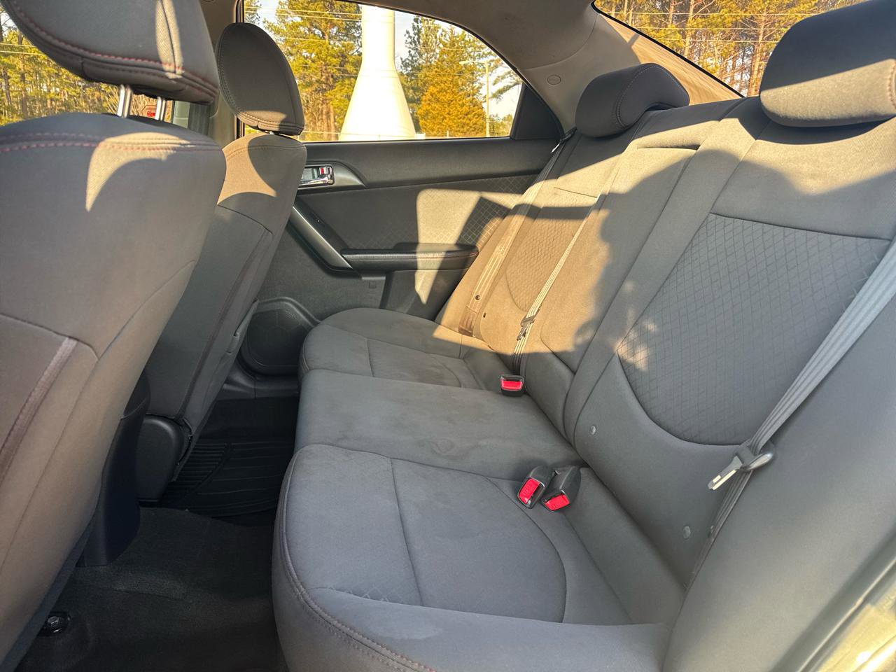 Used 2013 Kia Forte SX image 18