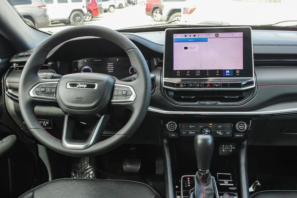Used 2023 Jeep Compass Trailhawk w/ Trailhawk Elite Group AWD/4WD image 14
