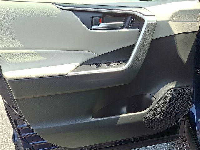 Used 2021 Toyota RAV4 XLE Premium AWD/4WD image 13