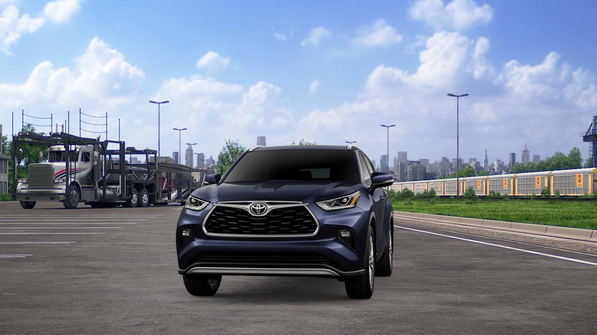 New 2026 Toyota Highlander Platinum AWD/4WD image 3
