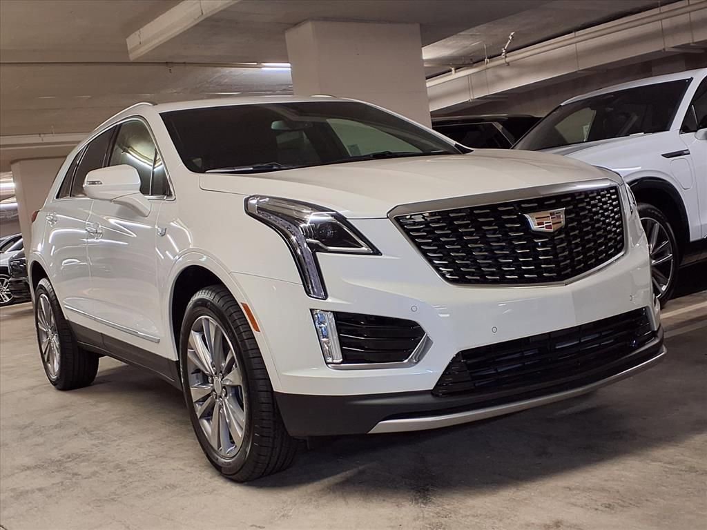 New 2025 Cadillac XT5 Premium Luxury FWD image 3