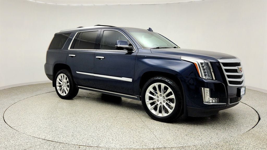 Used 2019 Cadillac Escalade Premium Luxury AWD/4WD image 3