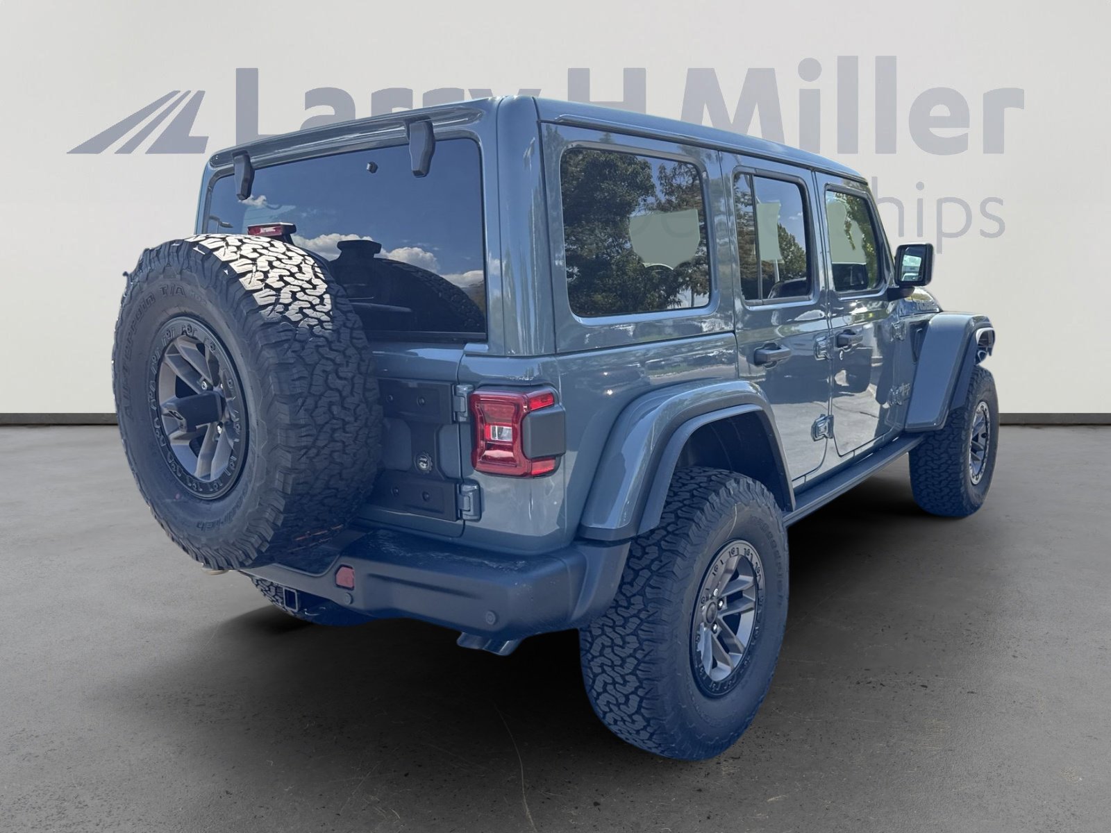 New 2025 Jeep Wrangler Unlimited Rubicon 392 image 8