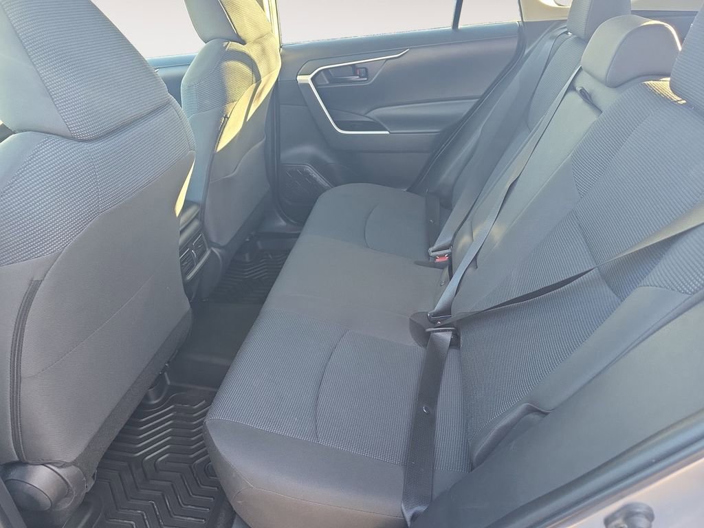 Used 2023 Toyota RAV4 LE image 13