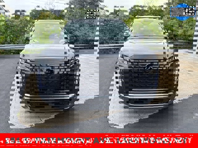 Used 2024 Hyundai Palisade Limited image 2
