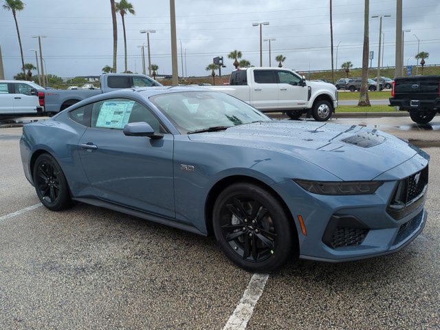 New 2026 Ford Mustang GT image 2