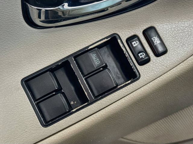 Used 2009 Toyota Camry LE FWD image 17