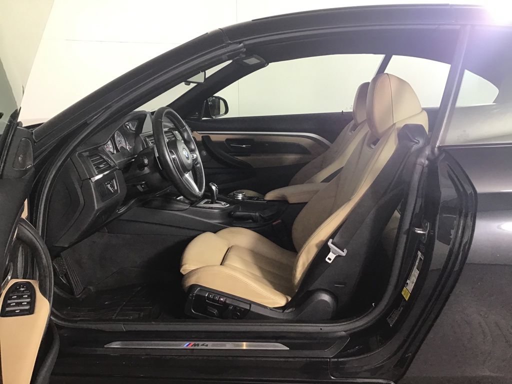 Used 2015 BMW M4 Convertible RWD image 5