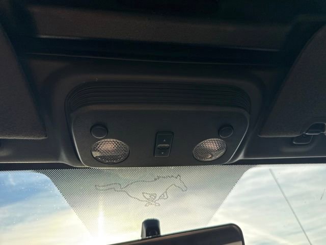 Used 2006 Ford Mustang Convertible image 17