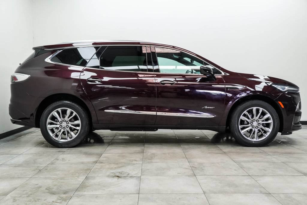 Used 2023 Buick Enclave Avenir w/ Avenir Technology Package AWD/4WD image 7