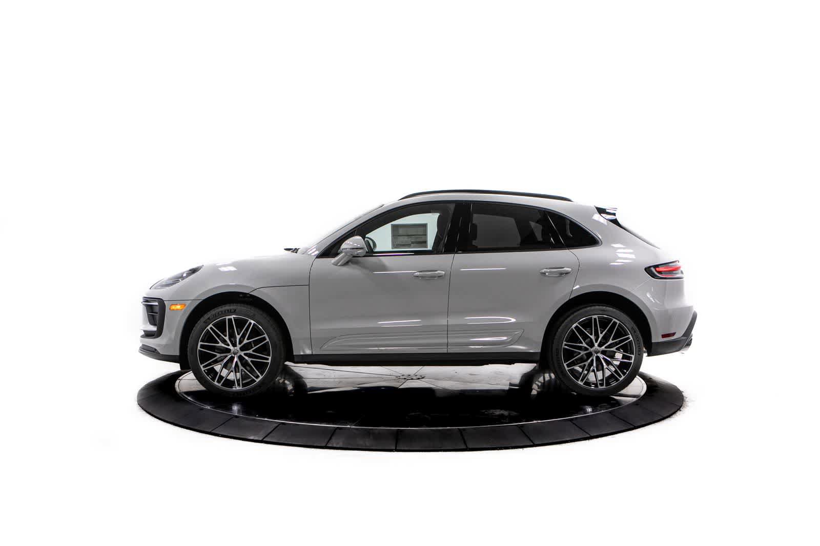 New 2026 Porsche Macan AWD/4WD image 2