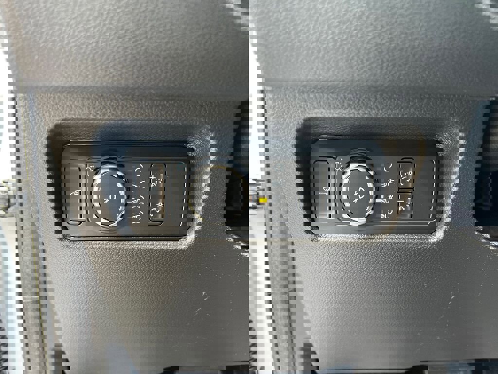 New 2025 Ford Ranger XLT image 14