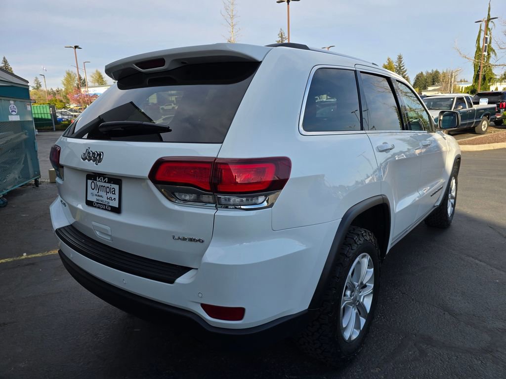 Used 2021 Jeep Grand Cherokee Laredo X AWD/4WD image 4