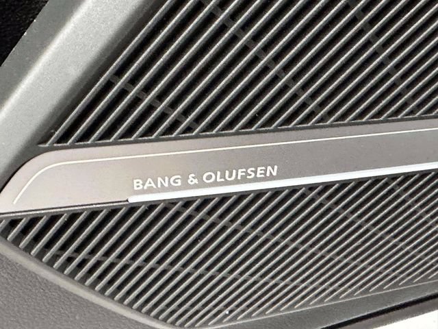 Certified 2024 Audi Q5 2.0T Premium Plus w/ Premium Plus Package AWD/4WD image 21