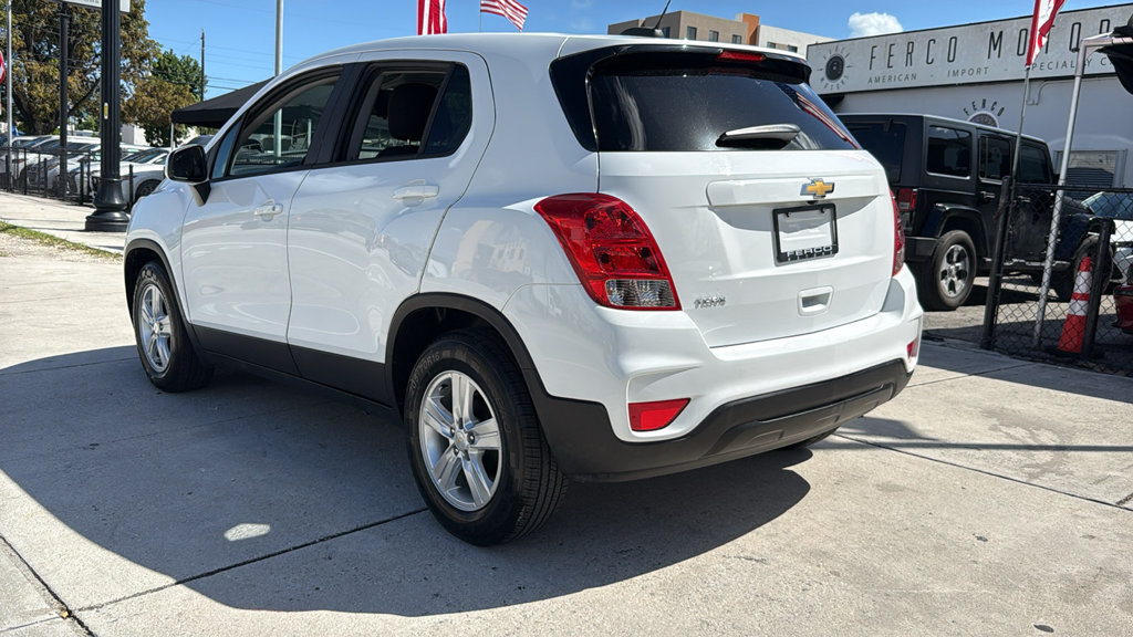 Used 2020 Chevrolet Trax LS w/ Tint and Cruise Package FWD image 12
