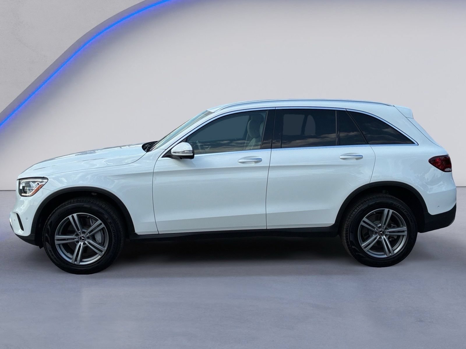 Used 2022 Mercedes-Benz GLC 300 4MATIC w/ Premium Package Lite image 7