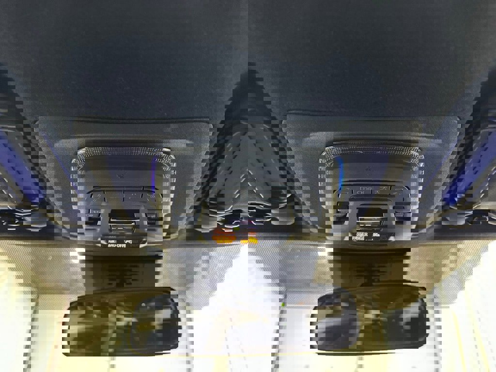 Used 2025 Toyota Corolla XSE image 29