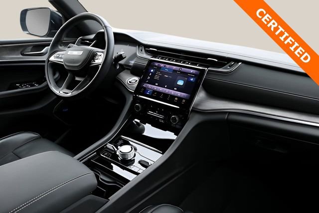 Used 2022 Jeep Grand Cherokee Overland w/ Adv Protech Group III image 18