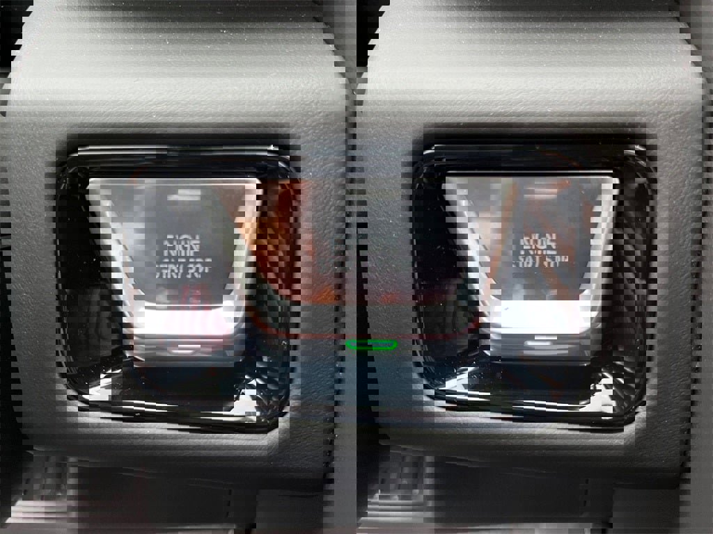 Used 2025 GMC Yukon AT4 Ultimate w/ LPO, Floor Liner Package image 23