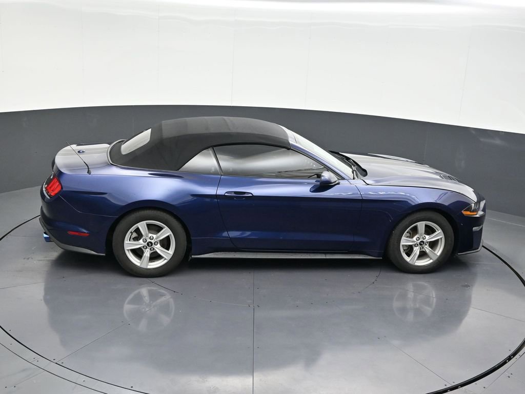 Used 2020 Ford Mustang Convertible image 22