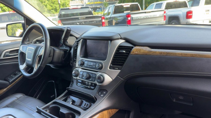 Used 2016 GMC Yukon Denali AWD/4WD image 17