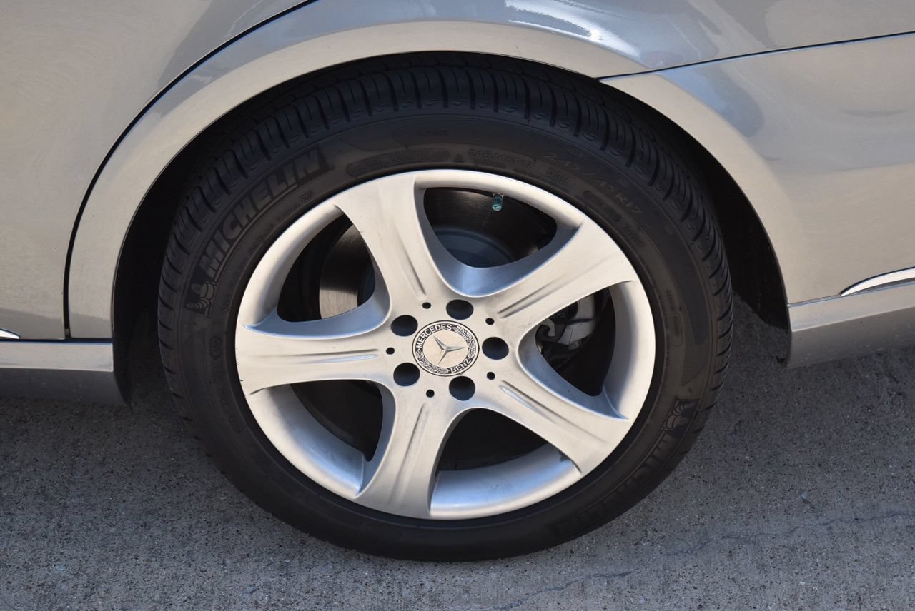 Used 2014 Mercedes-Benz E 350 4MATIC Sedan image 12