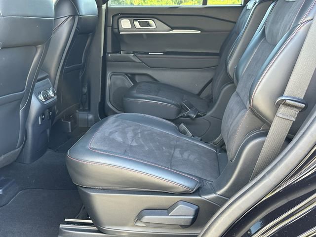Used 2025 Ford Explorer ST w/ Sun And Sound Package AWD/4WD image 22