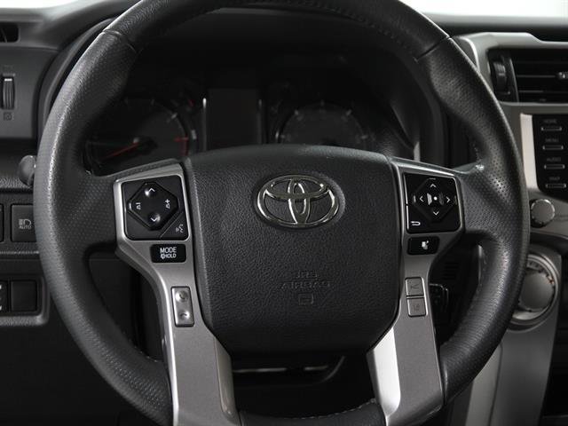 Used 2020 Toyota 4Runner SR5 Premium image 7