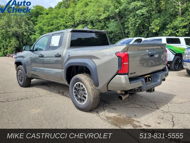 Used 2024 Toyota Tacoma TRD Off-Road AWD/4WD image 3